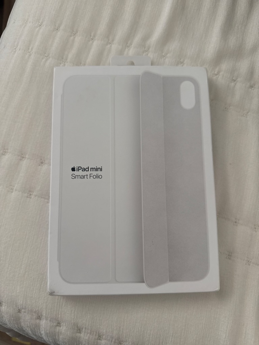 Apple iPad mini Smart Folio Cover in White